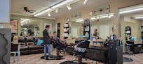 Negocio Anthony's Hair People & Nails