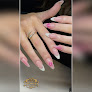 Cosmospa Nails