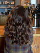 Negocio Essence Salon & Spa Llc