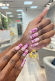 Negocio Glowing Nails