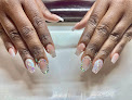 Happy Nails