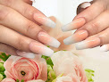 Negocio Happy Nails Off Hartford Llc