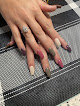 Negocio Luxurious Nails On Kaliste Saloom