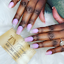 Negocio Trendy Nails & Spa. Wv